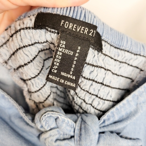 Forever21 Women's Y2K Denim cut out babydoll Ruffel tank Blue Small - Picture 4 of 5